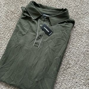 Men’s Express 3 button up polo short sleeve shirt